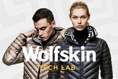 jack wolfskin versace|WOLFSKIN TECH LAB X GIANNI VERSACE ЯETROSPECTIVE .